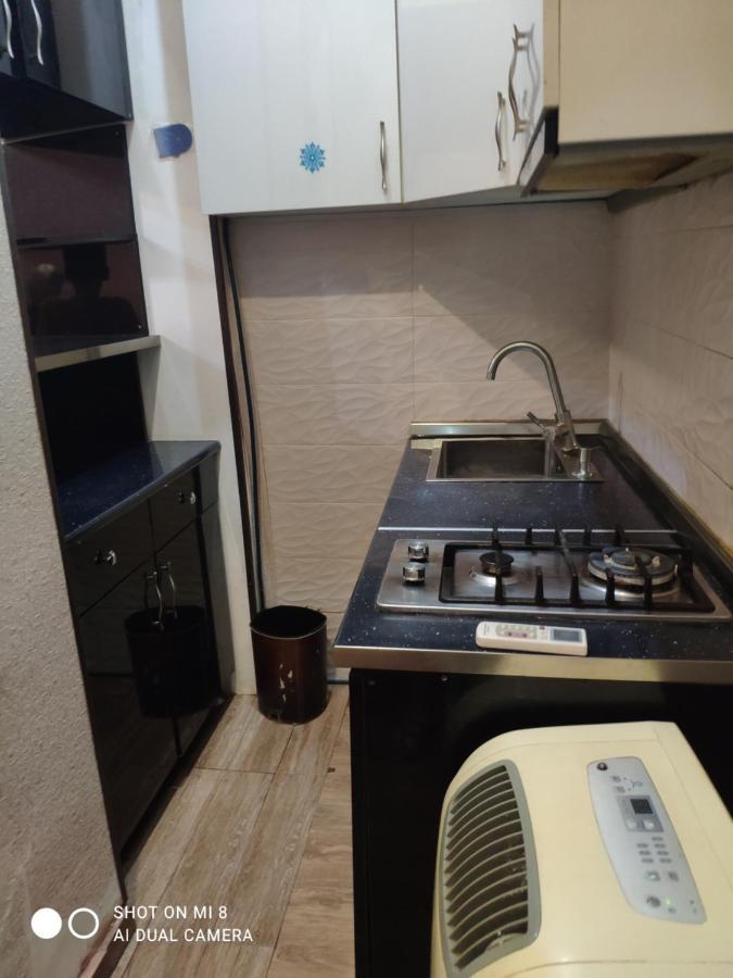Honey Apartment Tiflis Exterior foto