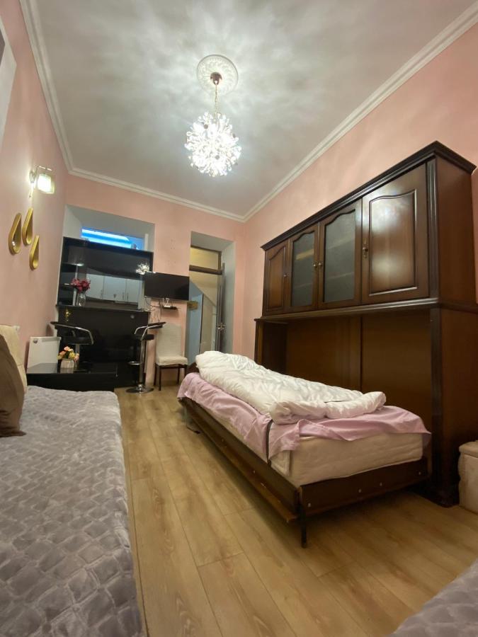 Honey Apartment Tiflis Exterior foto